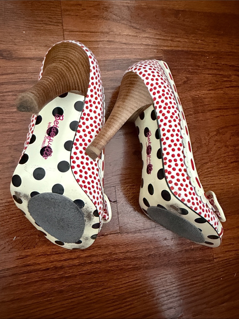 VINTAGE Betseyville Cream and Red Polka Dot Peep-Toe PUMPS SIZE 6.5 - Picture 3 of 3